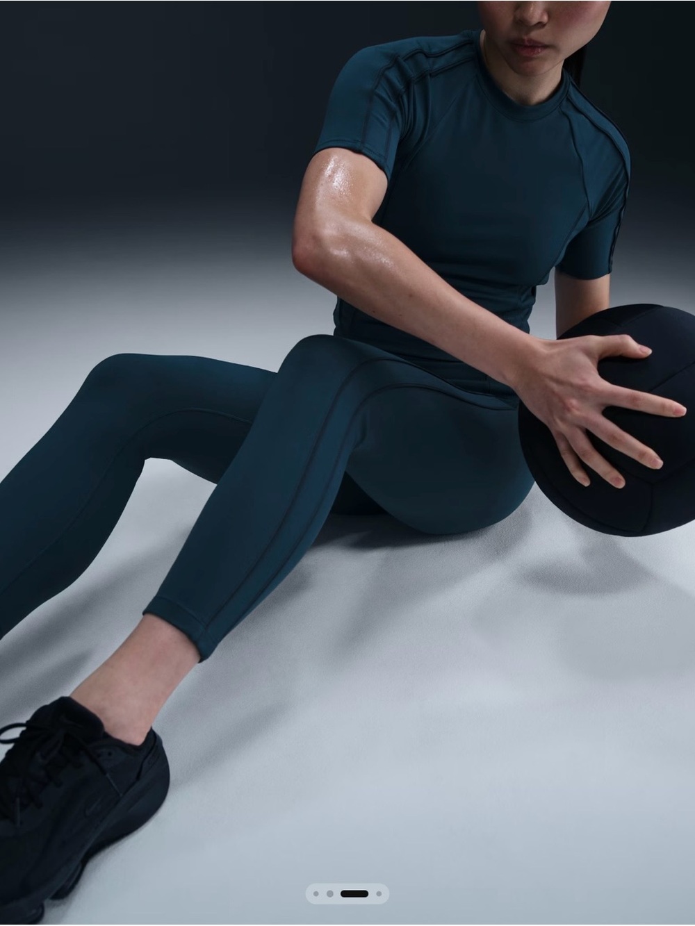 NWT Nike One Women's High-Waisted 7/8 Leggings